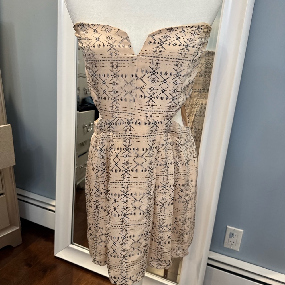 Myne Strapless Beige and Black Patterned Dress